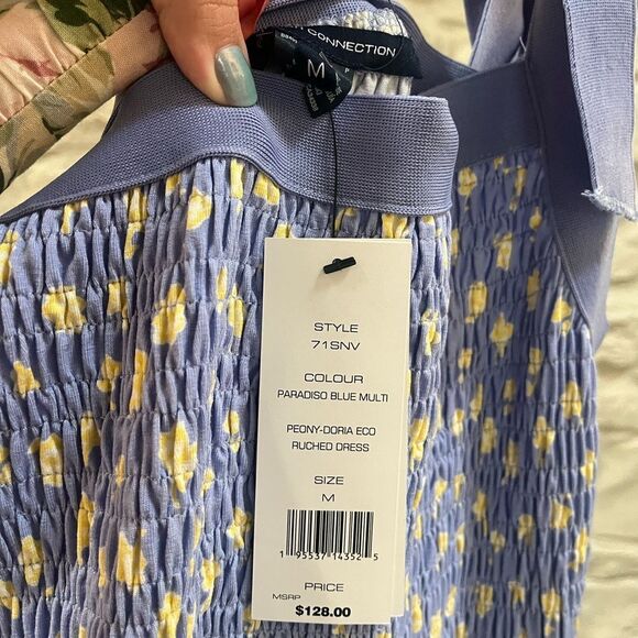 Medium French Connection floral summer dress -NWT - Picture 6 of 7